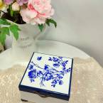 Шкатулка-коробка для чая, конфет Голубые цветы
