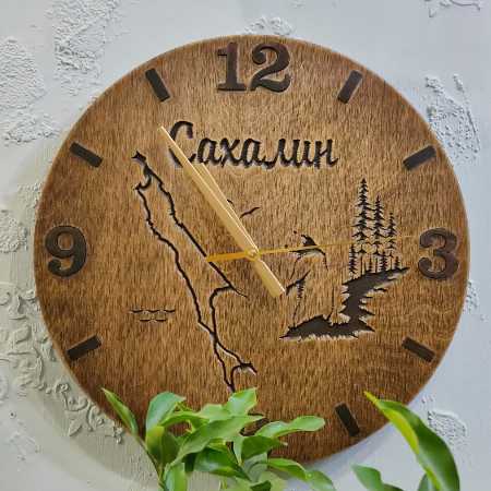 Часы с символами Сахалина (standing bear)