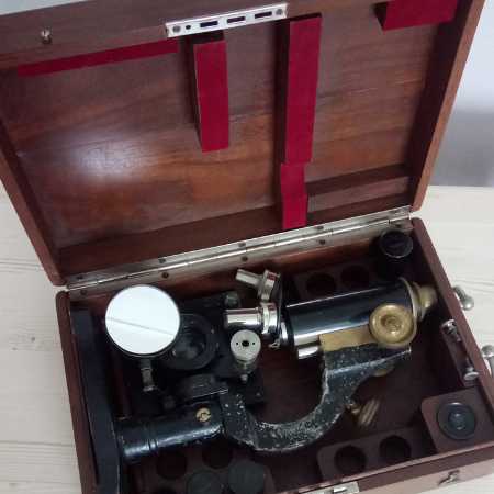 Реставрация коробки для микроскопа